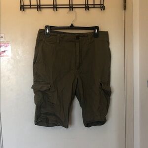 Men's Green Cargo Shorts